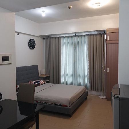 Alps At 150 Newport Blvd Condominum Near T3 Pasay Esterno foto