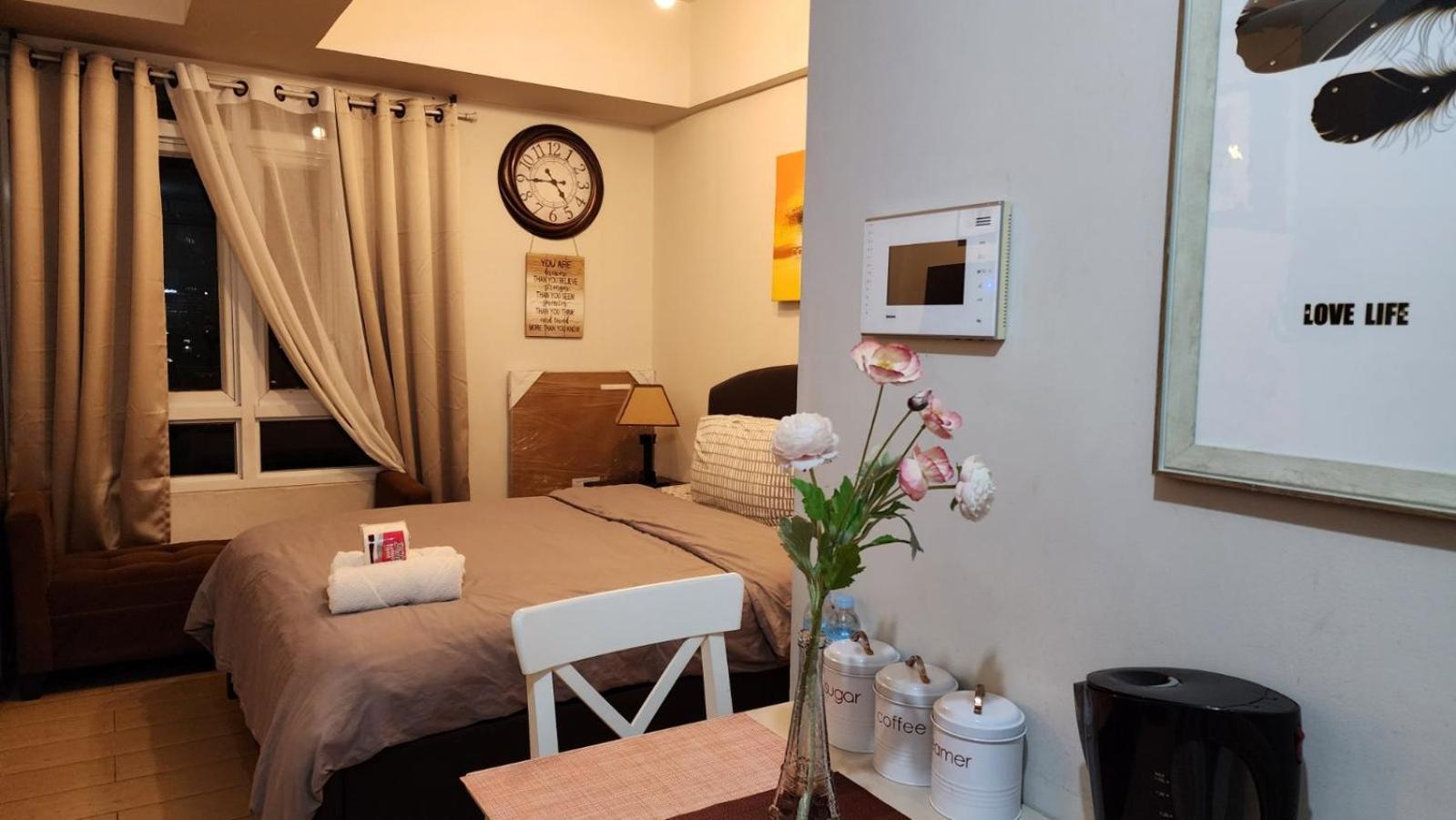 Alps At 150 Newport Blvd Condominum Near T3 Pasay Esterno foto