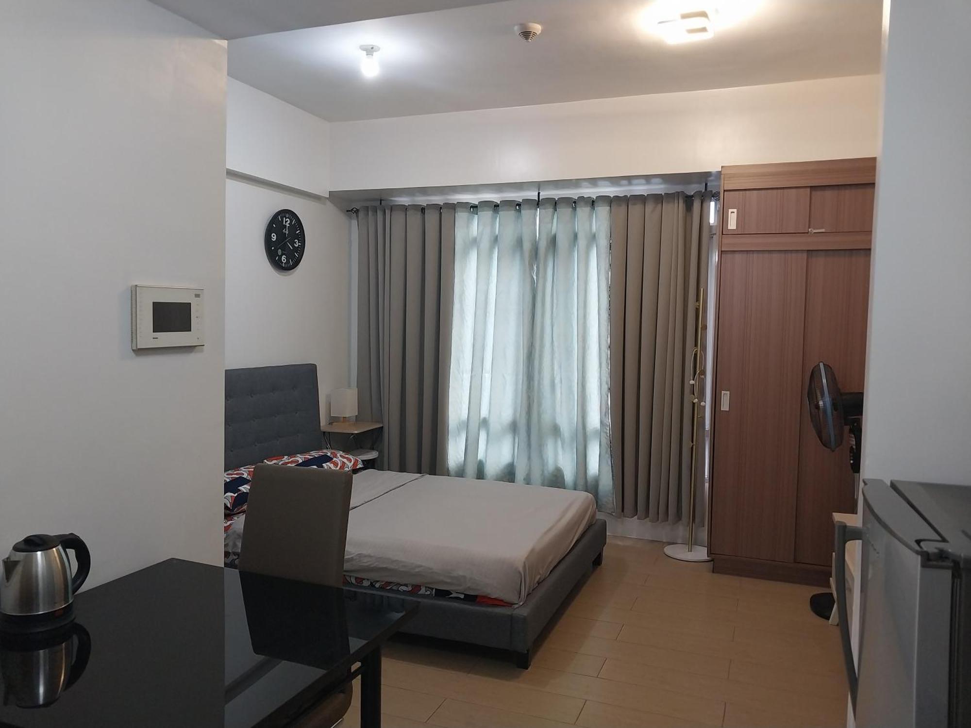 Alps At 150 Newport Blvd Condominum Near T3 Pasay Esterno foto